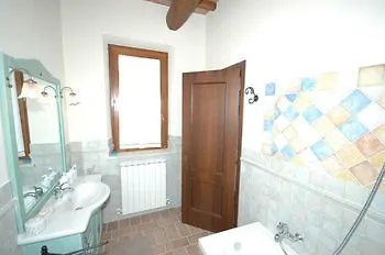 فيلة Casale Etrusco تودي