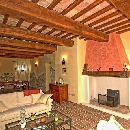 Villa Casale Etrusco *